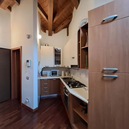 Casa Bea Elegante Mansarda Vicina A Fiera Pero